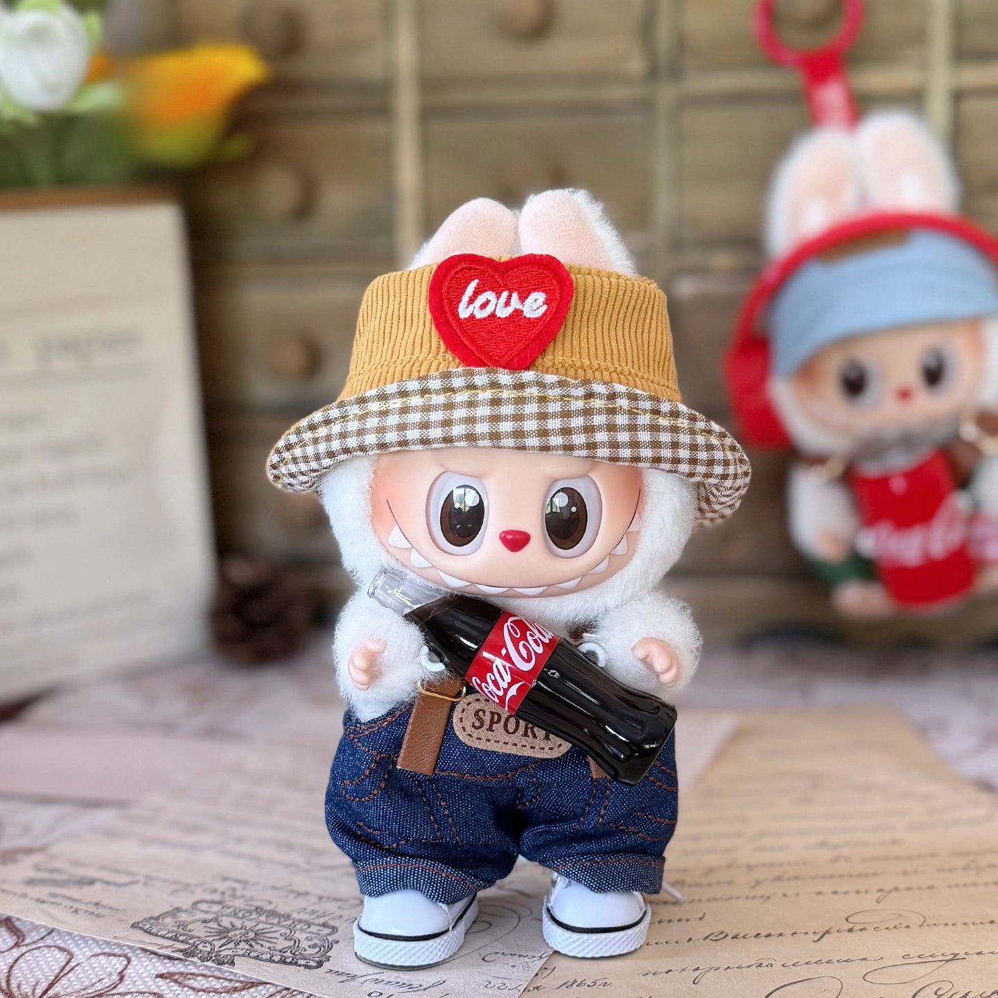 POP MART LABUBU 'Coca-Cola' Outfit Set - Sporty Denim Jeans + Red Headphones & Shoes Costume for 1st/2nd/3rd Gen 17cm Vinyl Figures
