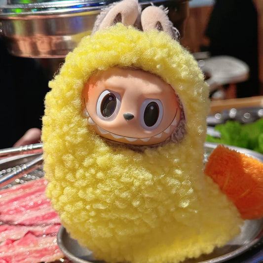 Labubu Exciting Macaron & Have a Seat Series Tempura Shrimp Onesie - 17cm Full Body Outfit Replacement for 1st/2nd/3rd Gen Vinyl Figures