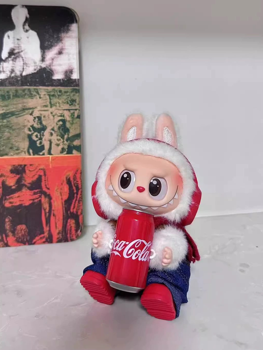 **Labubu Coke-Inspired Outfit Set | Red Headphones, Overalls & Boots for 17cm Vinyl Charms**