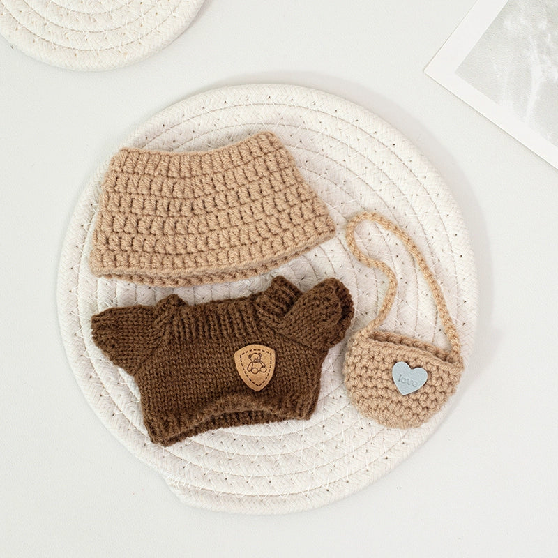 17cm Labubu Gen 1-3 Handmade Knit Sweater Set | Khaki Beanie + Cable-Knit Sweater + Detachable Heart Shoulder Bag | Vinyl/Plush-Compatible Clothes Only for Collectible Dolls