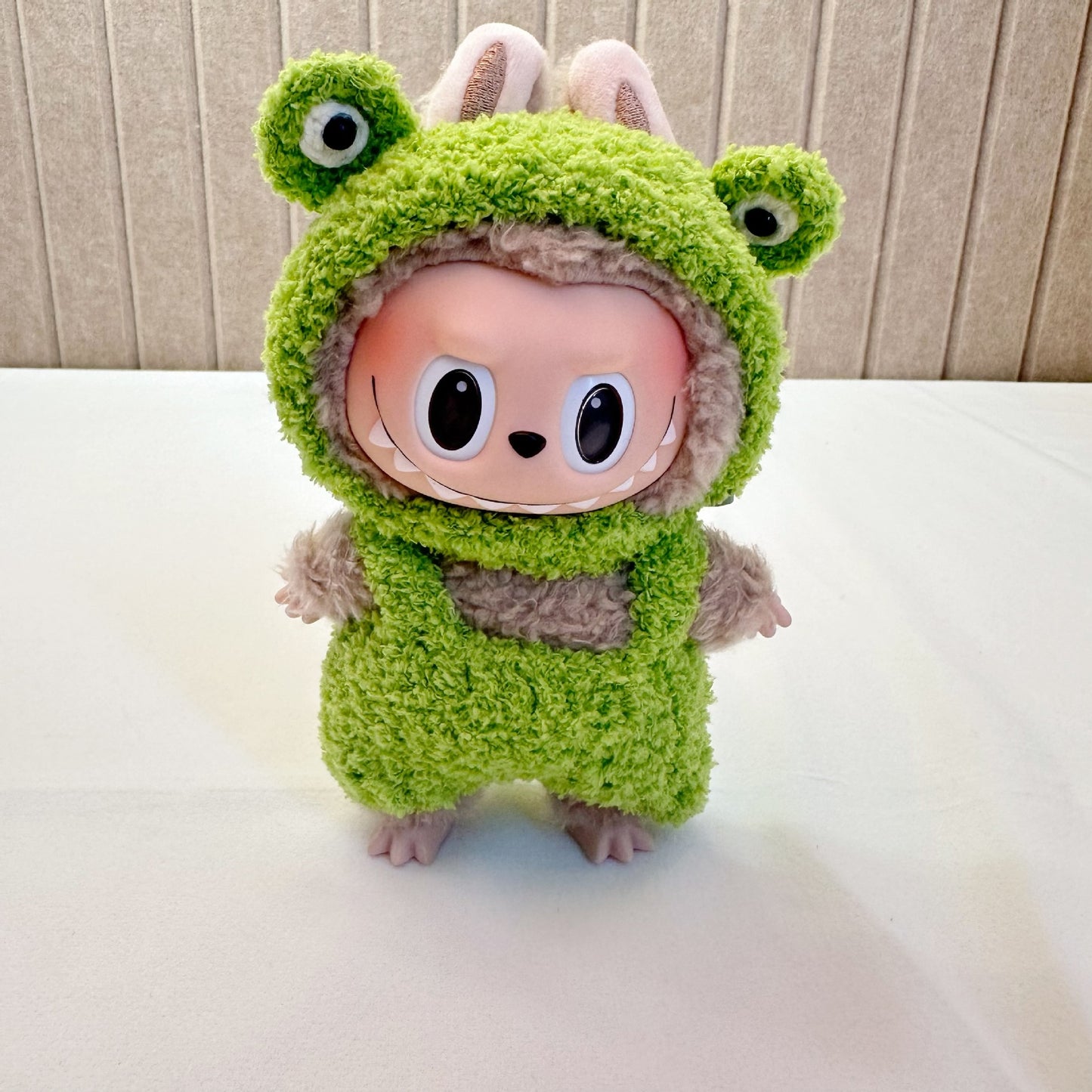 Labubu 17cm Blind Box Charm & Handmade Crocheted Dinosaur Outfit Set