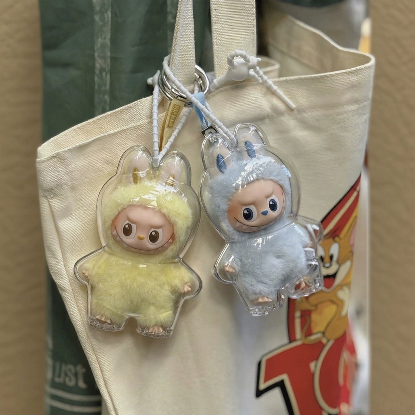 Labubu Series 4 Mini Case - High-Clarity Shell for Heart Code Plush & Vinyl Keychain