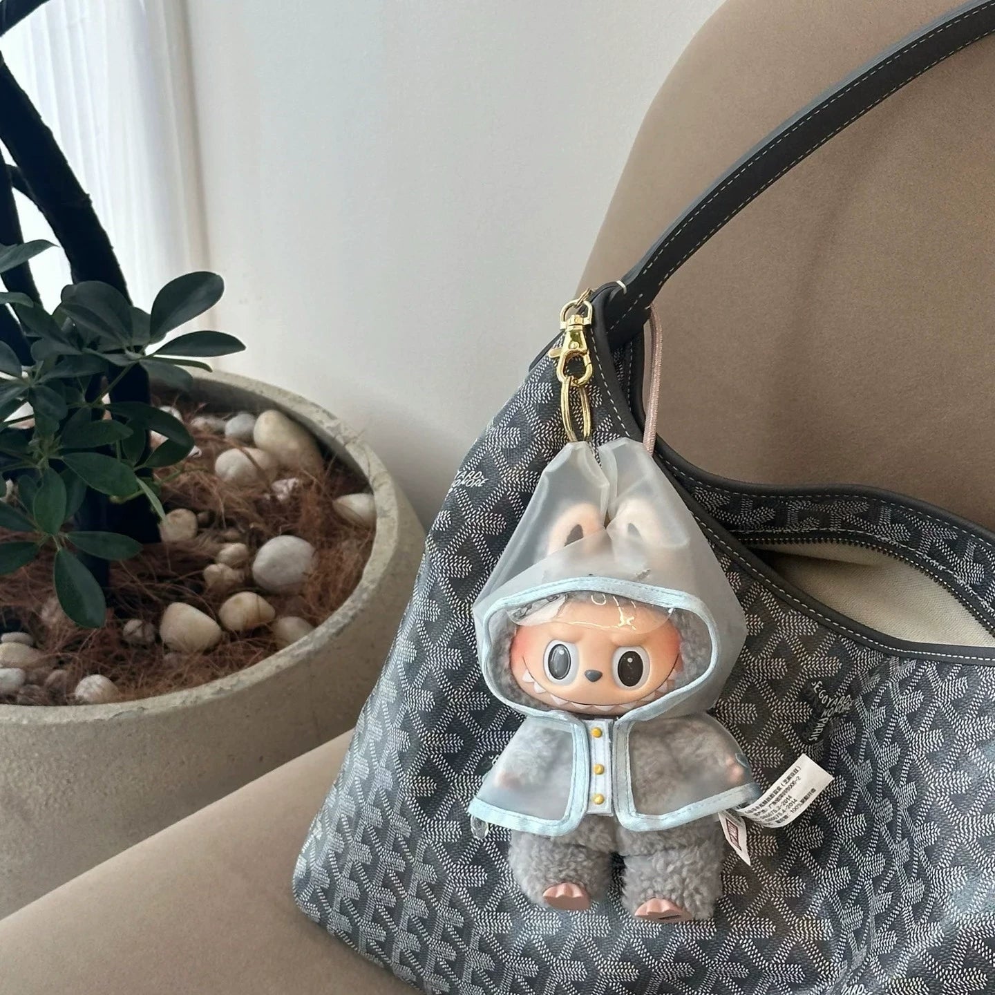 NEW Labubu 10cm Raincoat - Outfit Fits Gen1/2/3 Plush Doll (No Doll)