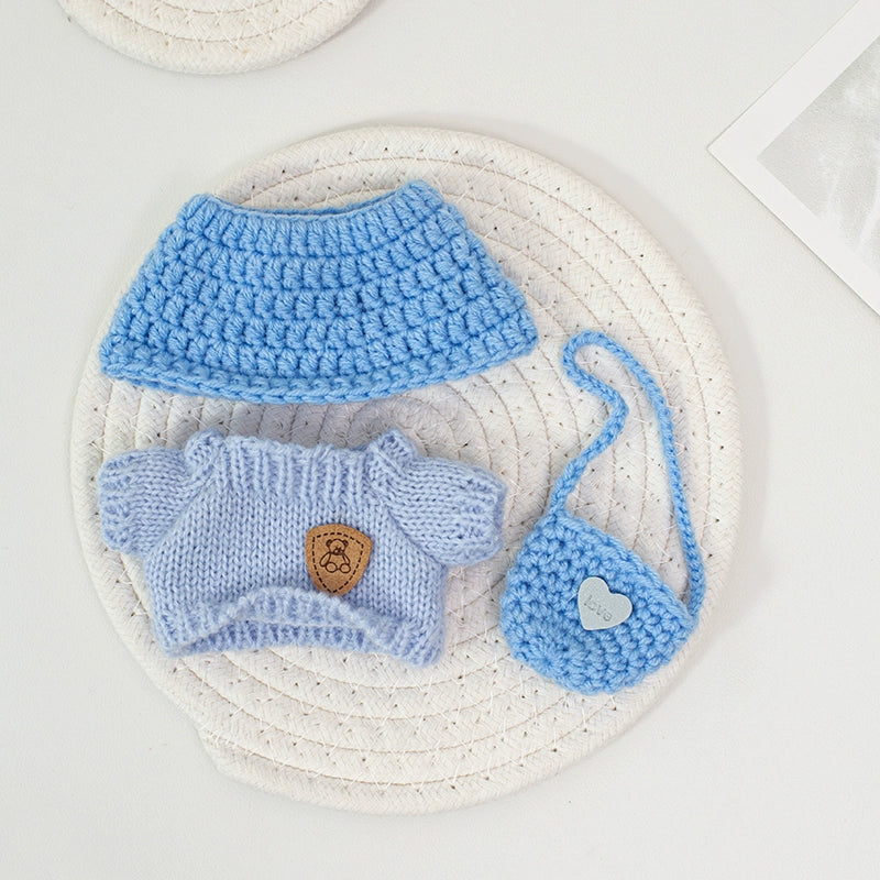 17cm Labubu Gen 1-3 Handmade Knit Sweater Set | Khaki Beanie + Cable-Knit Sweater + Detachable Heart Shoulder Bag | Vinyl/Plush-Compatible Clothes Only for Collectible Dolls