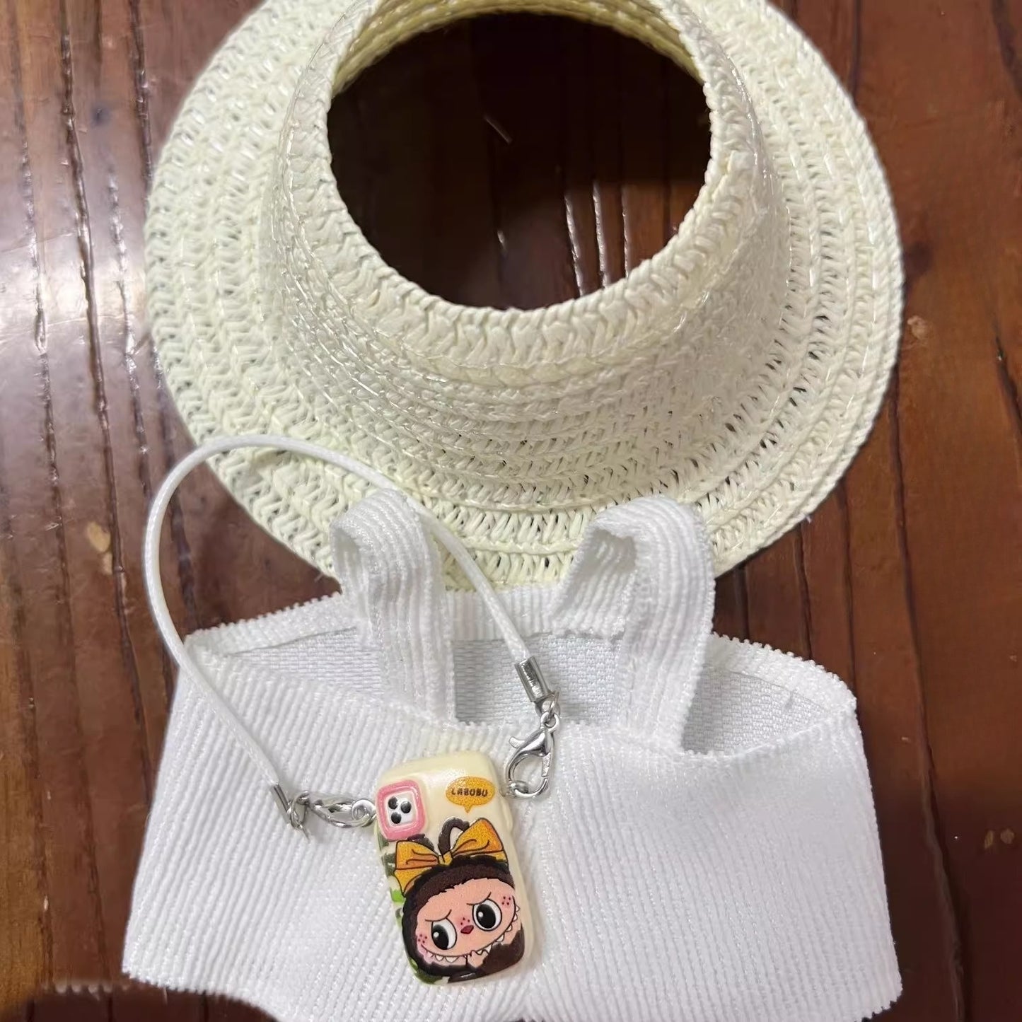 New Cute 17cm Labubu Vinyl Doll Clothing & Charm Accessories