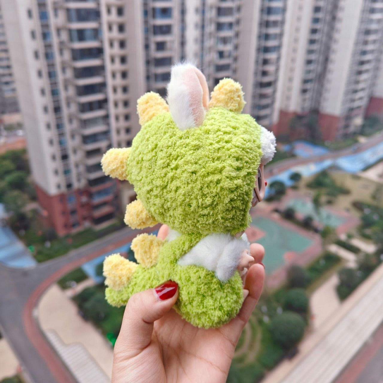 POP MART Labubu Hand-Knitted Dinosaur Outfit - Plush Vinyl Doll Clothes for Blind Box