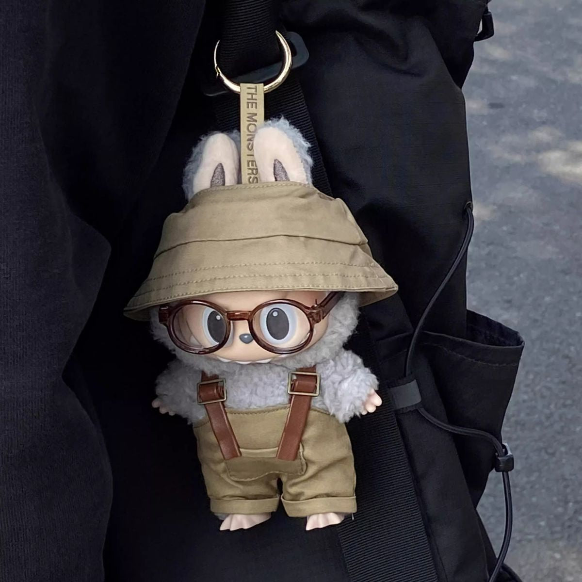 Pop Mart Labubu Outfit Set for 17cm 1st/2nd/3rd Gen Blind Box Figures - Complete Costume Replacement with Hanging Charm, Cute Vinyl Doll Clothes