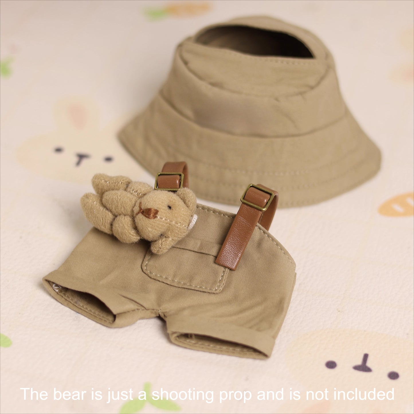 15-17cm Labubu Sitting Party Outfit - Series 1/2/3 Doll Clothes for Vinyl Figures - Khaki Overalls & Fisherman Hat