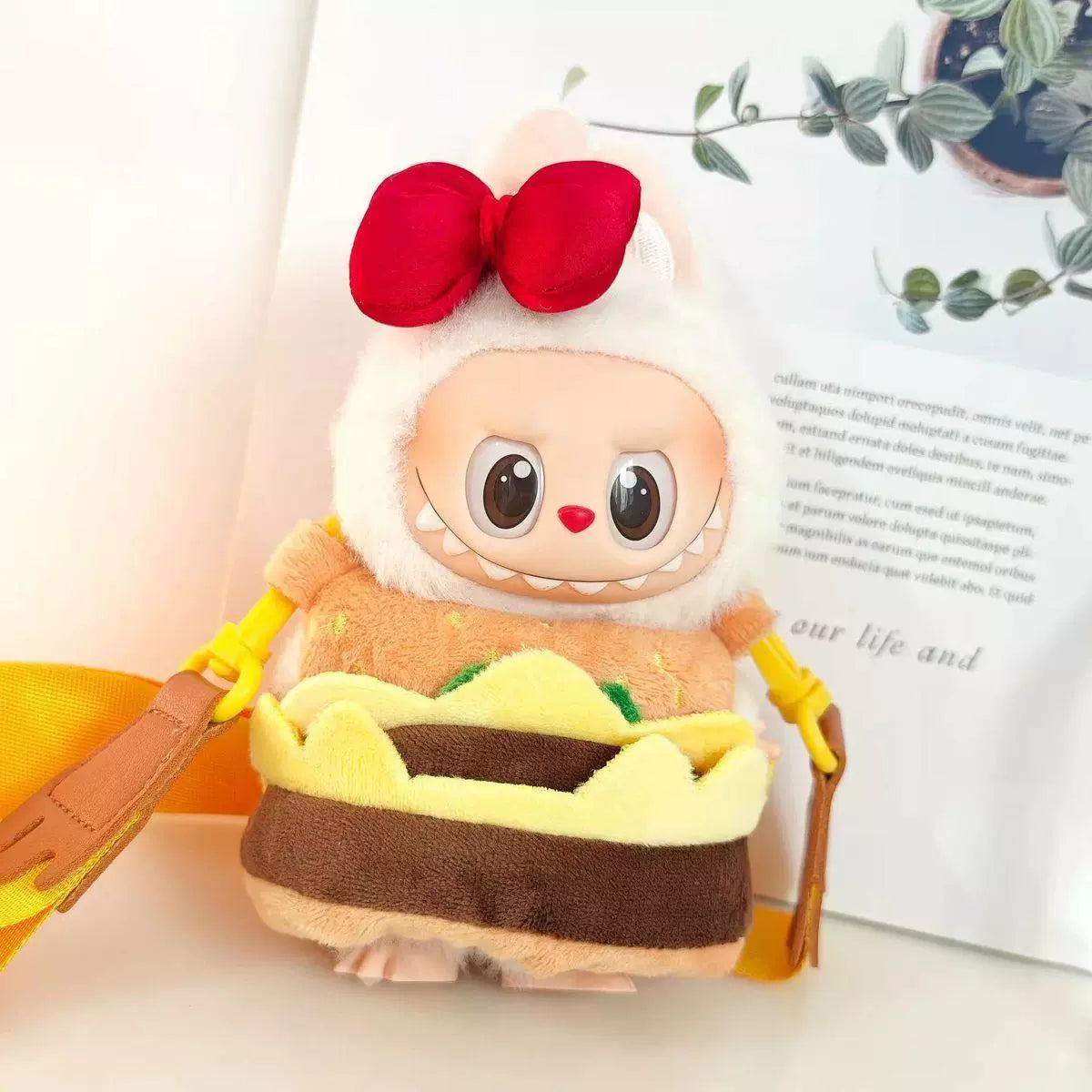 NEW 2025 POP MART Labubu Doll Clothes - Hamburger Takeout Bag Outfit for 17cm Vinyl Figures (Clothes Only) | Crossbody Purse Style