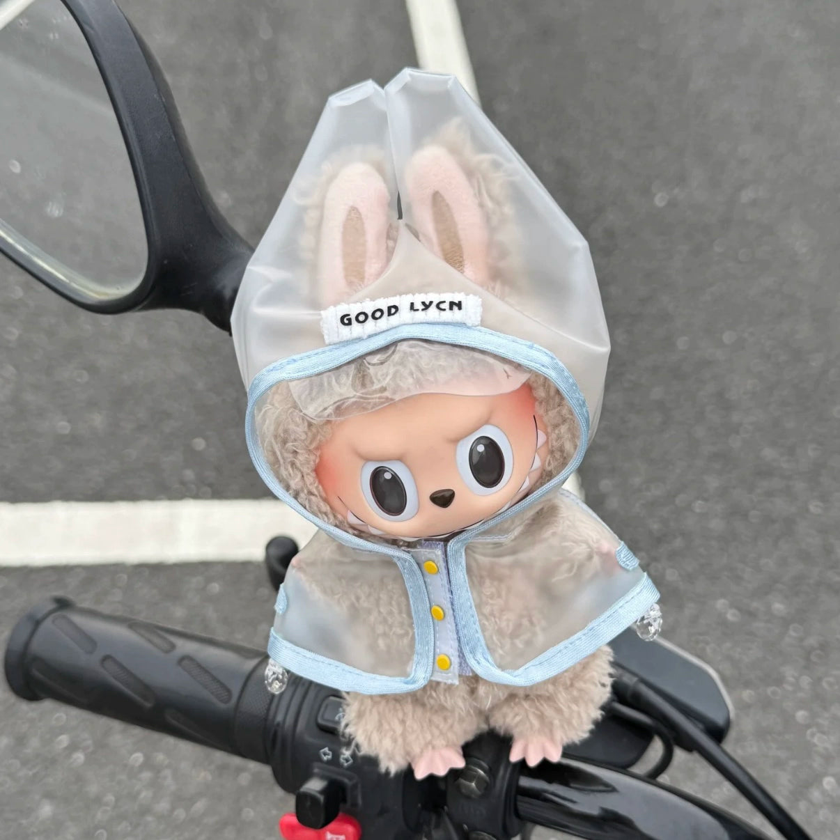 Labubu Rainy Day Essentials - Transparent PVC Raincoat for Vinyl Dolls (No Doll & Shoes)