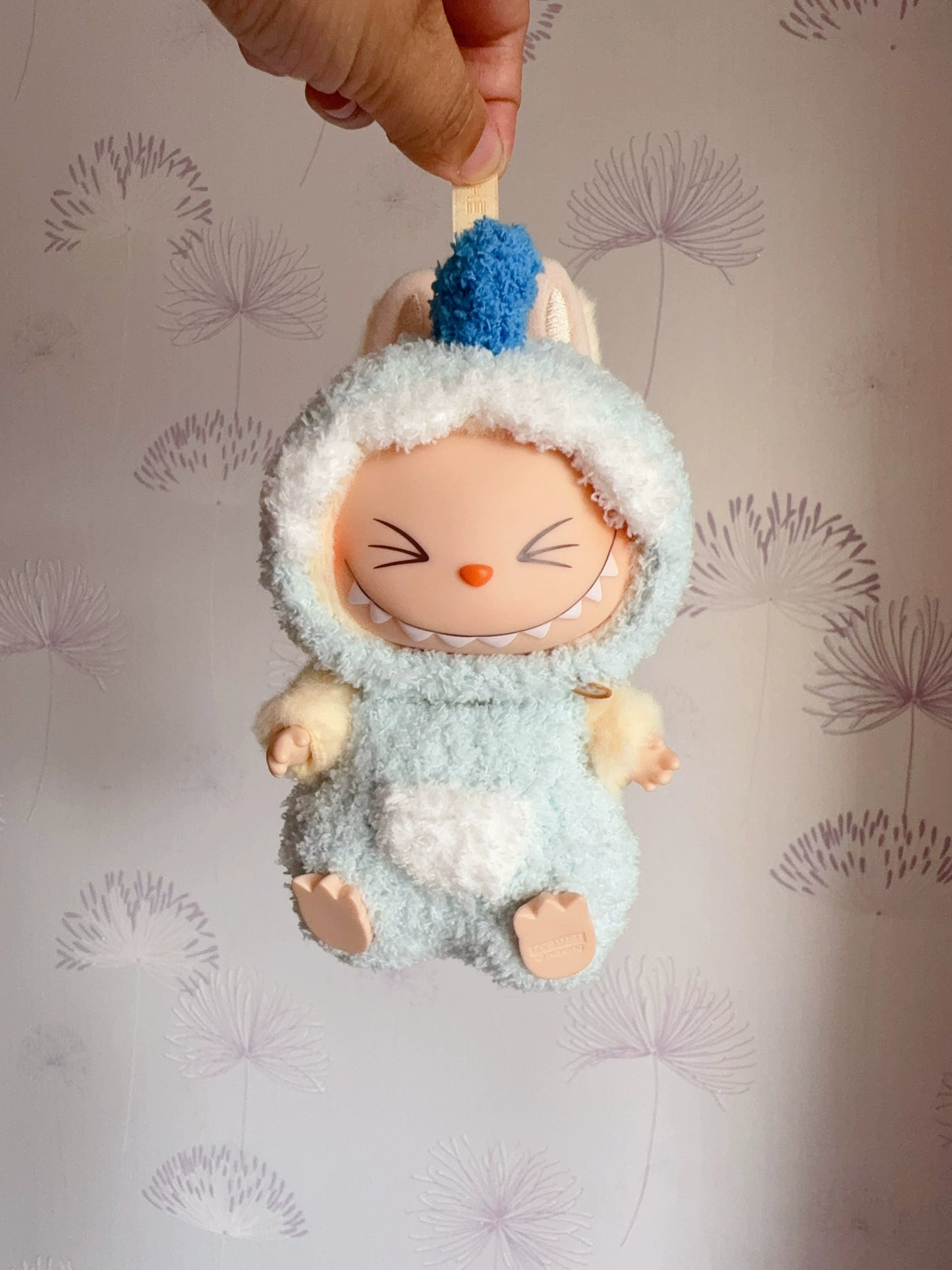 Handmade Dinosaur Outfit for 17cm Labubu Keychain Vinyl Figures - Universal Fit Costume for 1st/2nd/3rd Gen Hanging Dolls
