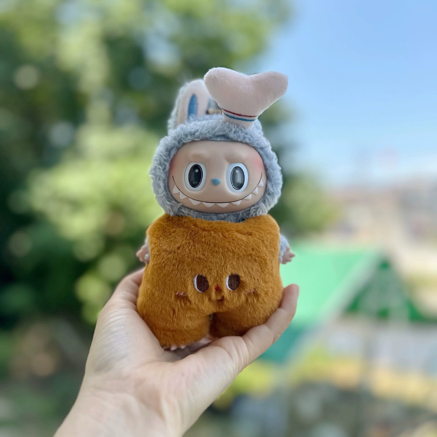 17cm Labubu Burger Overalls Outfit - Bread Themed Clothes for Blind Box Doll