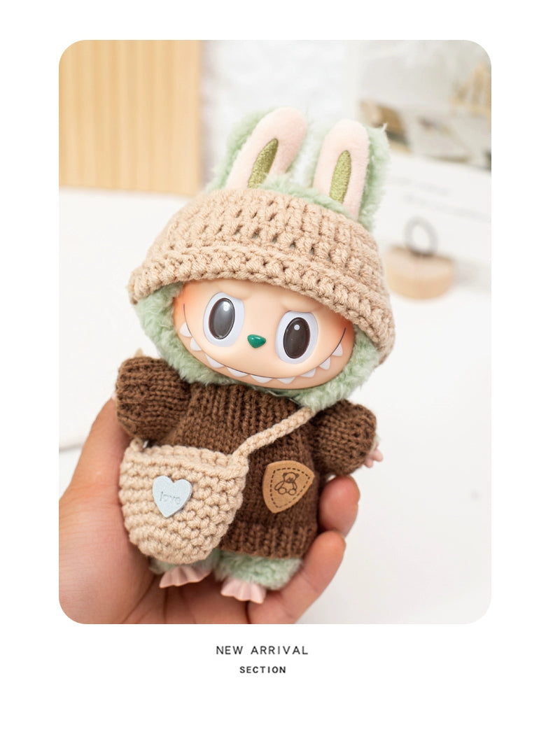 17cm Labubu Gen 1-3 Handmade Knit Sweater Set | Khaki Beanie + Cable-Knit Sweater + Detachable Heart Shoulder Bag | Vinyl/Plush-Compatible Clothes Only for Collectible Dolls