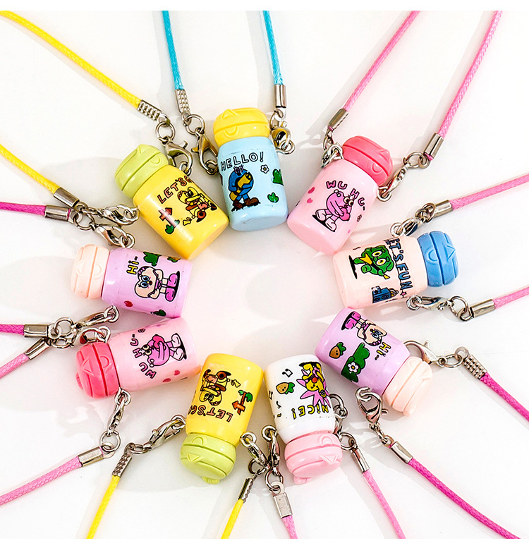 Mini Thermos Pendant | Miniature Resin Lifelike Water Cup – Cute DIY Backpack Decoration, Small Gift for Students