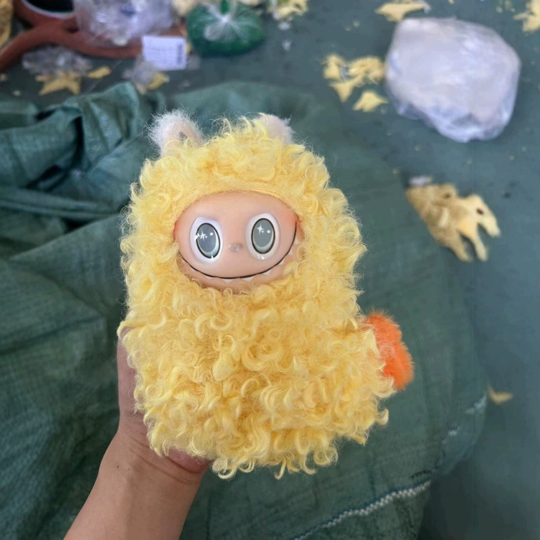 POP MART Labubu Doll Clothes - Cute Fried Shrimp Outfit for Convenience Store Theme, Fits Gen 1/2/3 Vinyl Figures 17cm (No Doll Included)