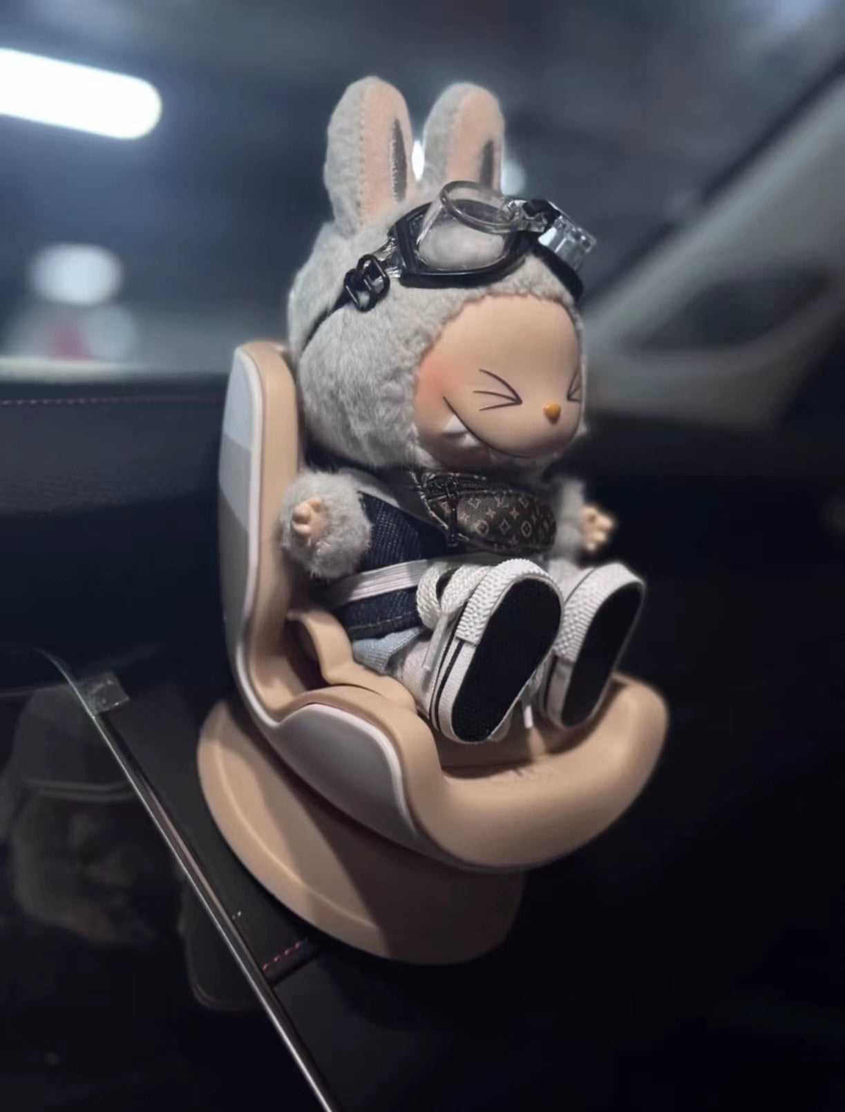 Labubu Vinyl Doll Compatible with Safety Seats | Car-Mounted Figurine, Vehicle Ornament & Car Air Vent Decoration