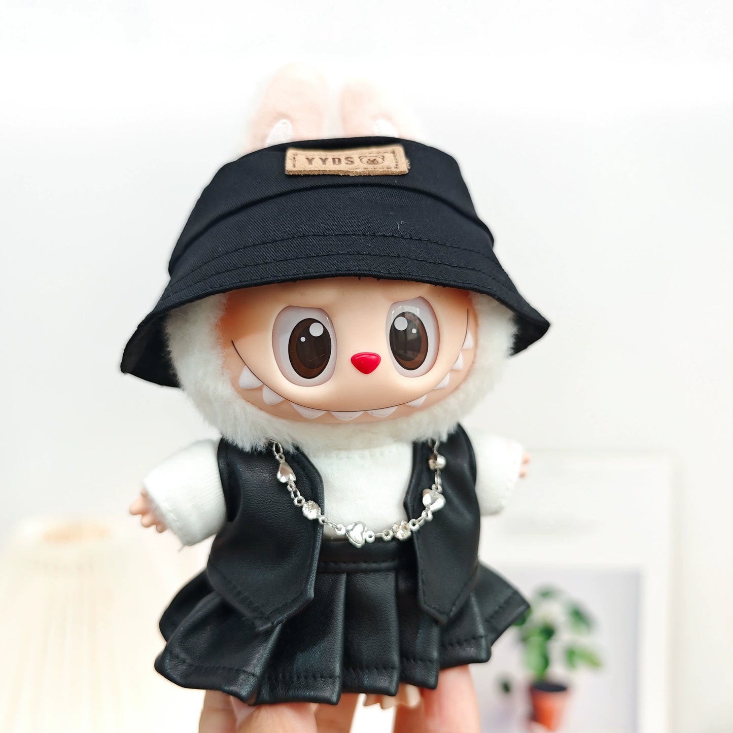 Labubu Outfit Set - Black Cool Overall & Fisherman Hat for 17cm Sitting Figures 1/2/3