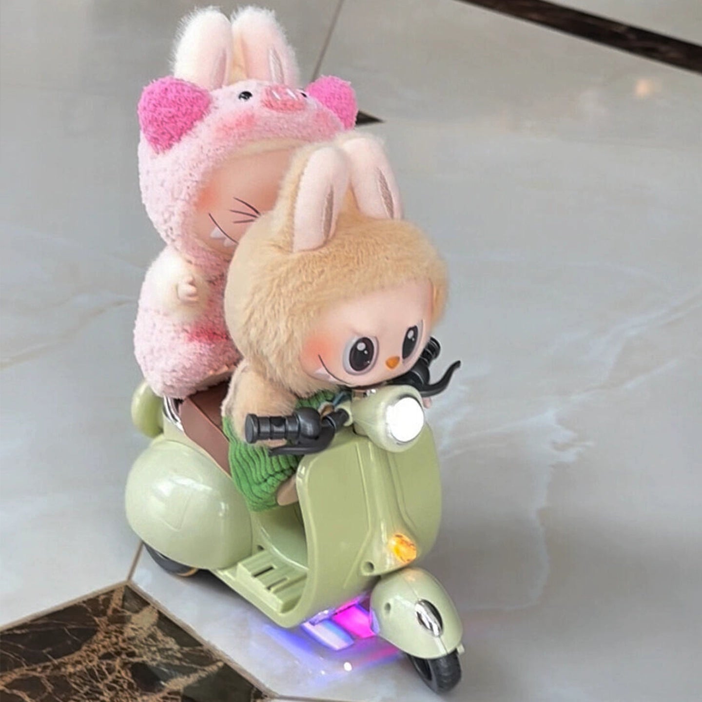 Labubu Motorcycle Accessory Set - Poseable Mini Bike for Gen1-3 Vinyl Dolls (17cm Doll Rideable)