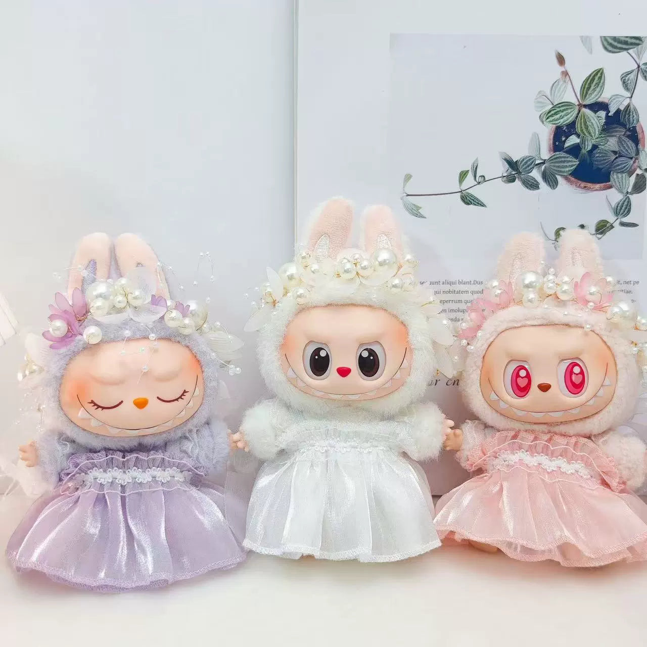 Labubu Sitting Party Outfit - Green Dress & Hair Clip for Blind Box Doll Clothes