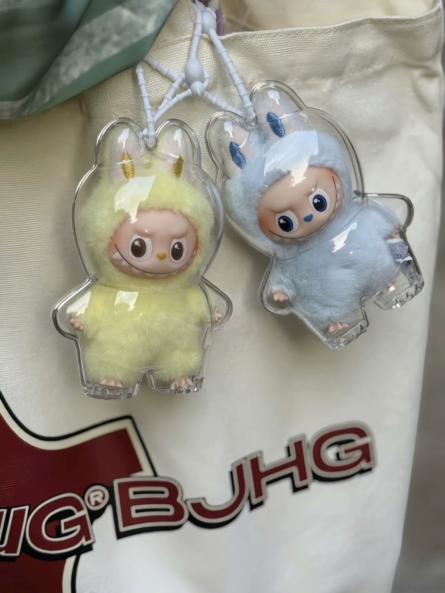 Labubu Series 4 Mini Case - High-Clarity Shell for Heart Code Plush & Vinyl Keychain