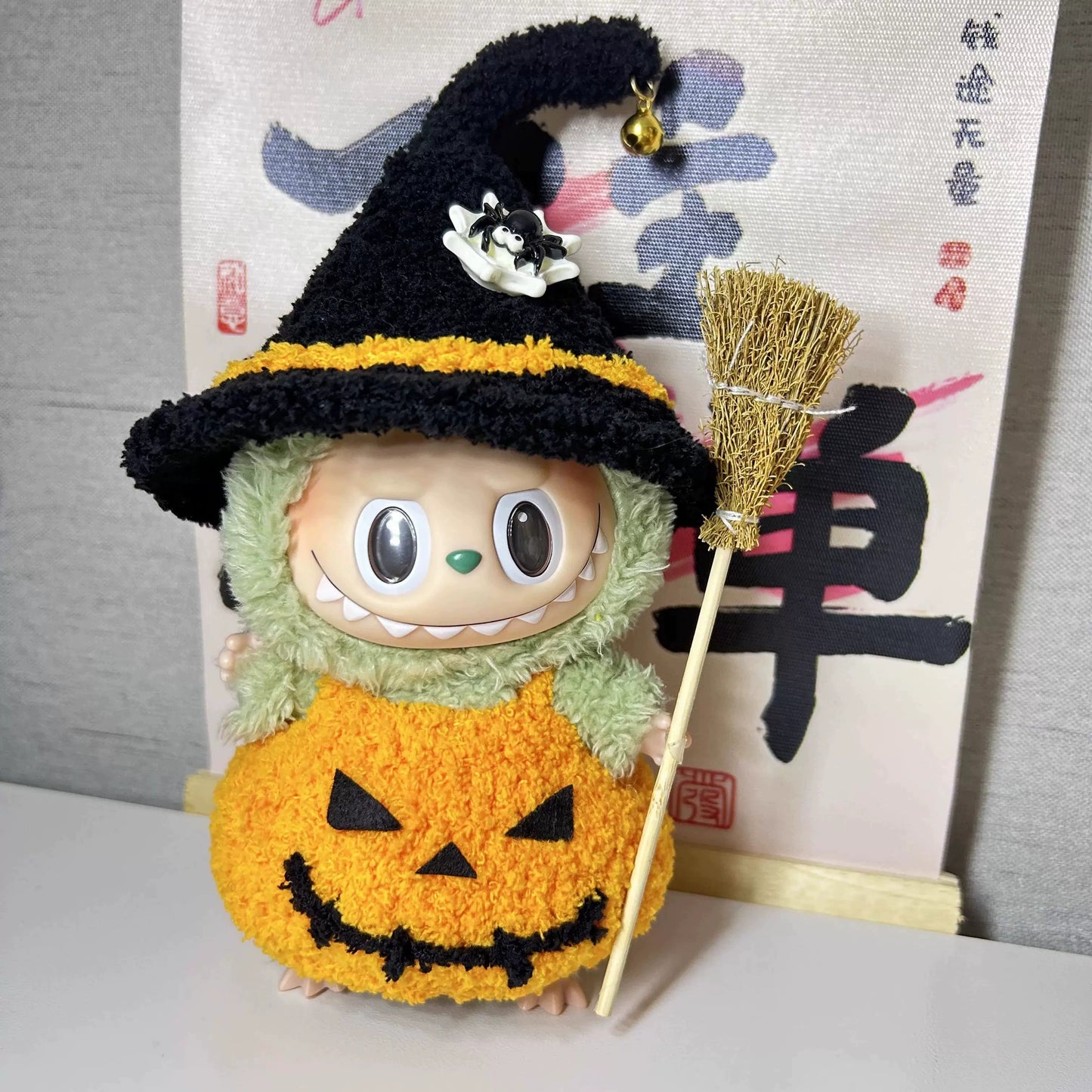 Halloween Pumpkin Costume for Labubu Vinyl Doll – Cute & Removable Outfit