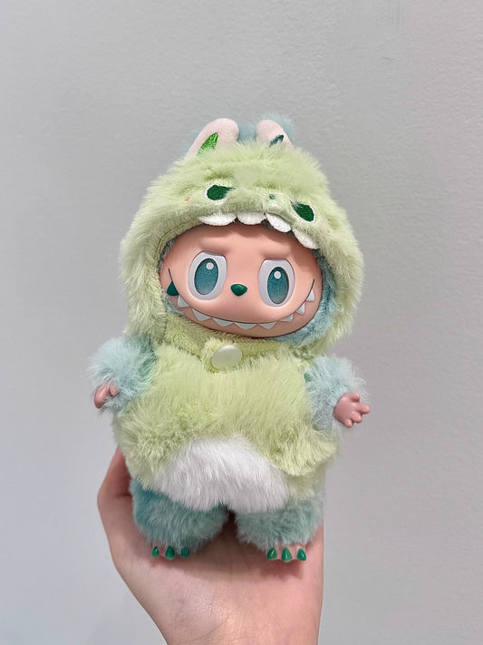Labubu Generation 3.0 'Big into Energy' Series Green 3D Dinosaur Outfit - Complete Costume for Vinyl Figures, Compatible with 1st/2nd/3rd Gen Dolls