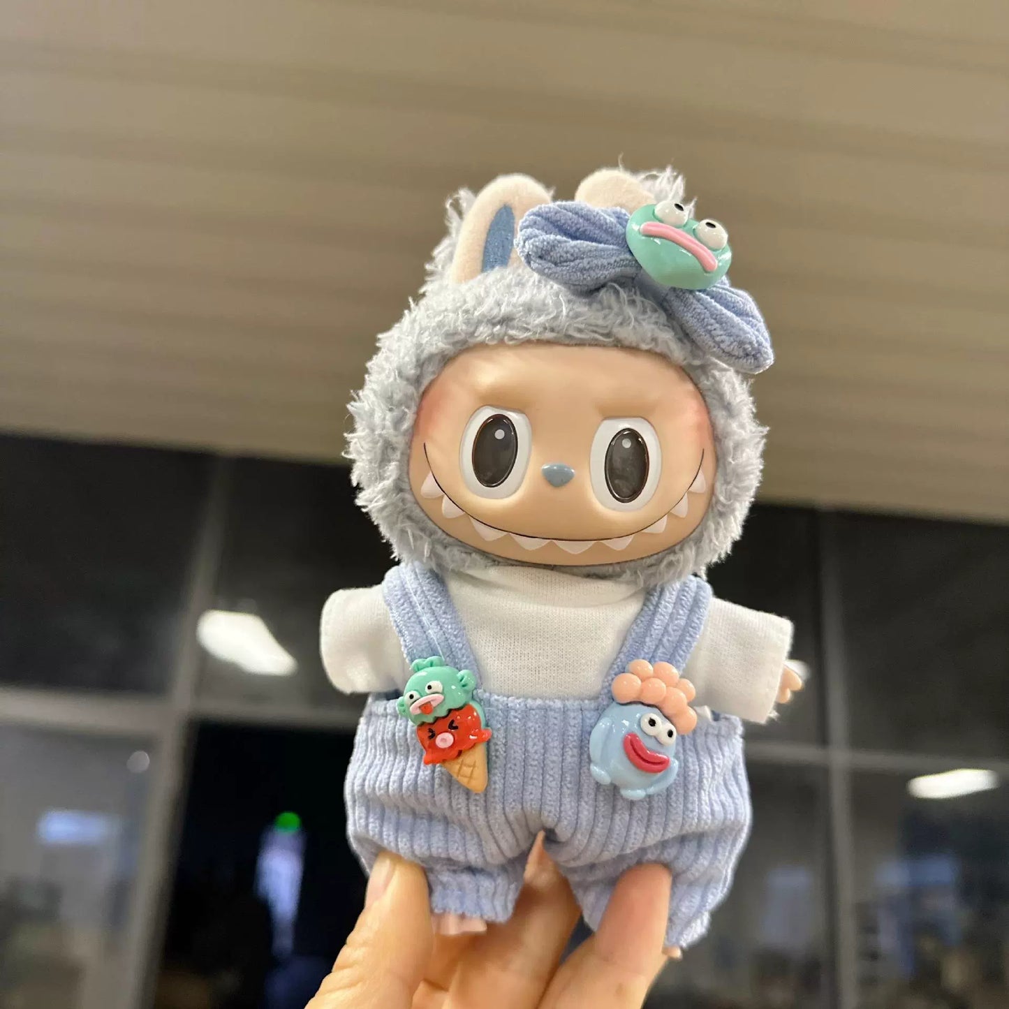 17cm Labubu Burger Overalls Outfit - Bread Themed Clothes for Blind Box Doll
