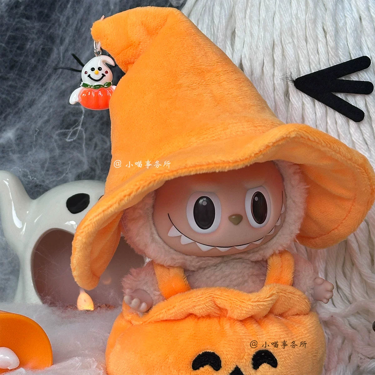 Spooky Labubu Halloween Set - Glow-in-the-Dark Pumpkin Costume for 17cm Vinyl Dolls