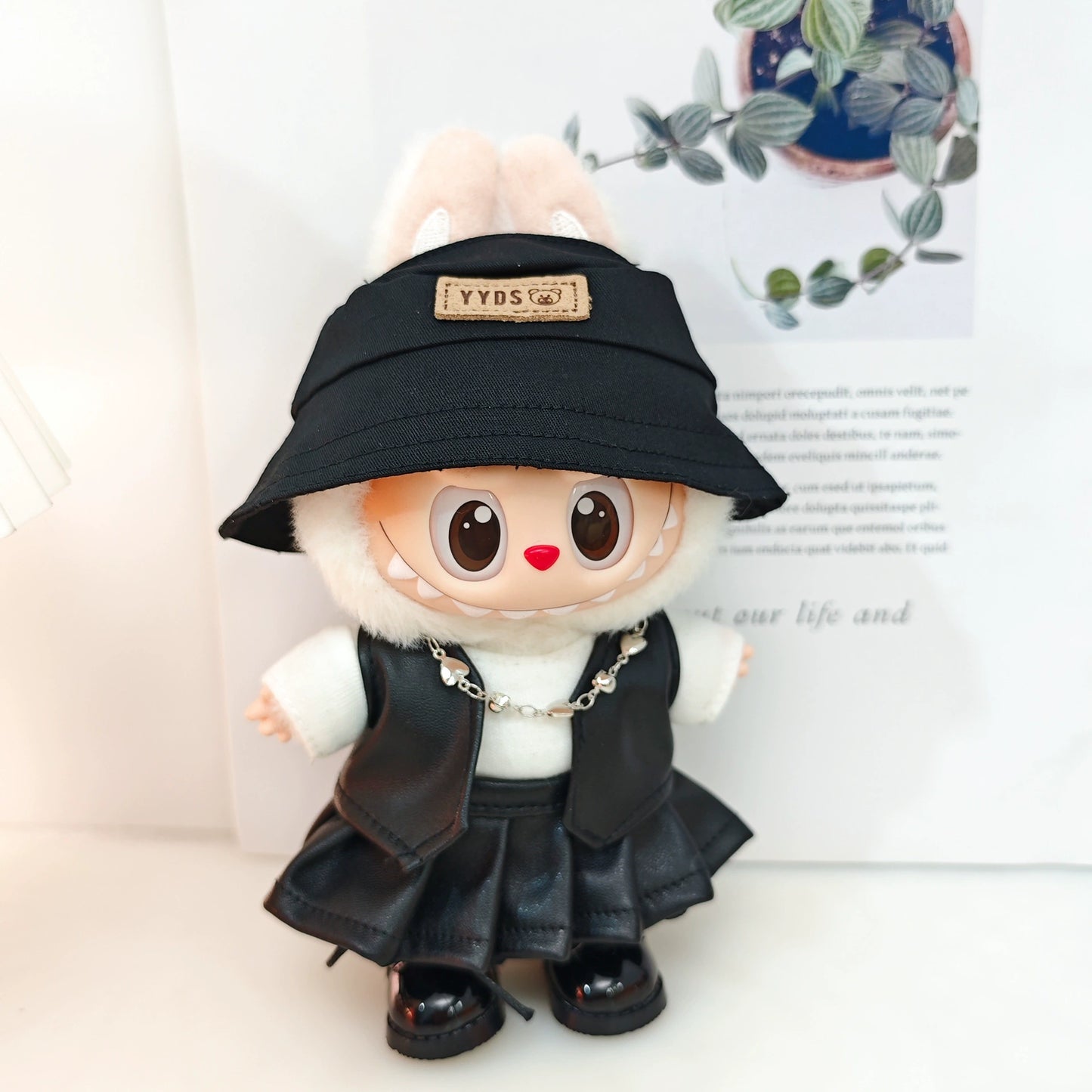 Labubu Outfit Set - Black Cool Overall & Fisherman Hat for 17cm Sitting Figures 1/2/3