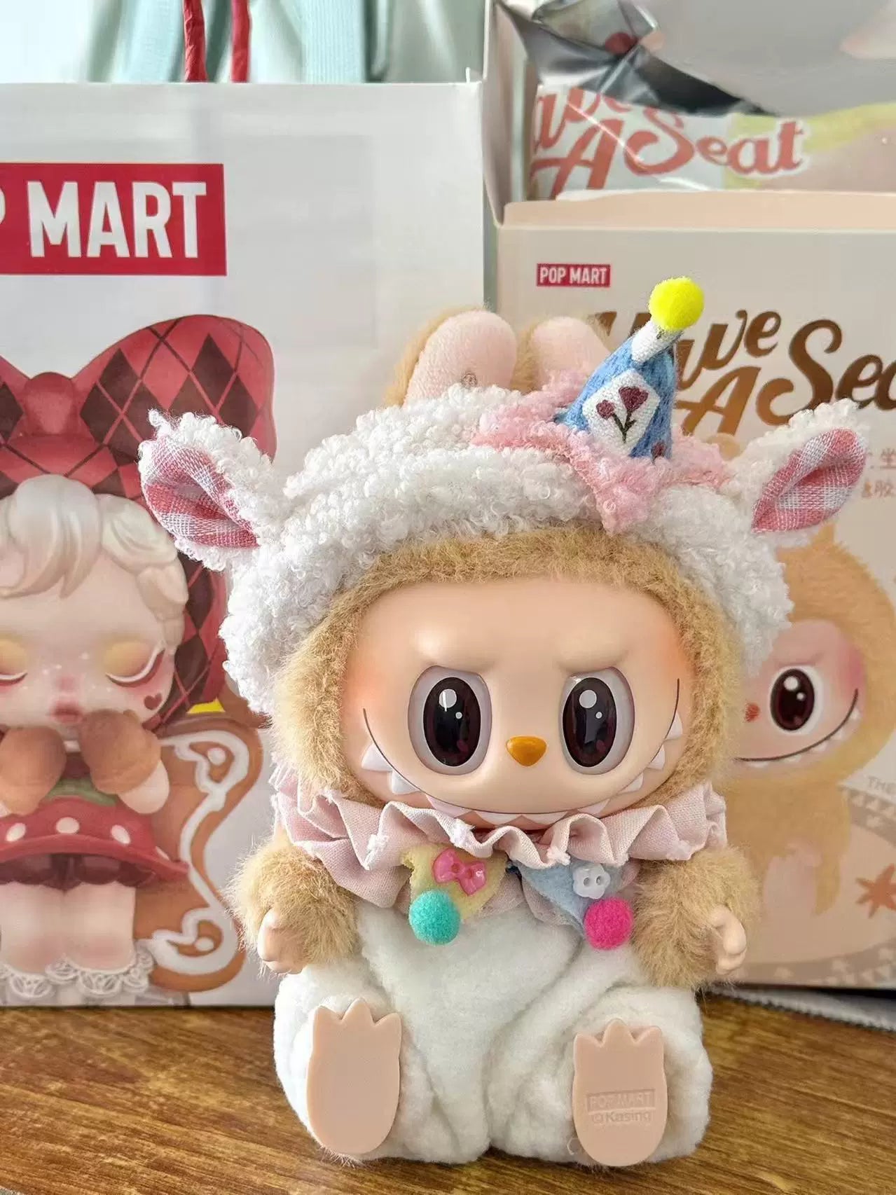 POP MART Labubu Doll Clothes Set - Bee, Dinosaur, Sheep & Monkey Outfits for Gen 1/2 Figures 17cm (No Doll Included)