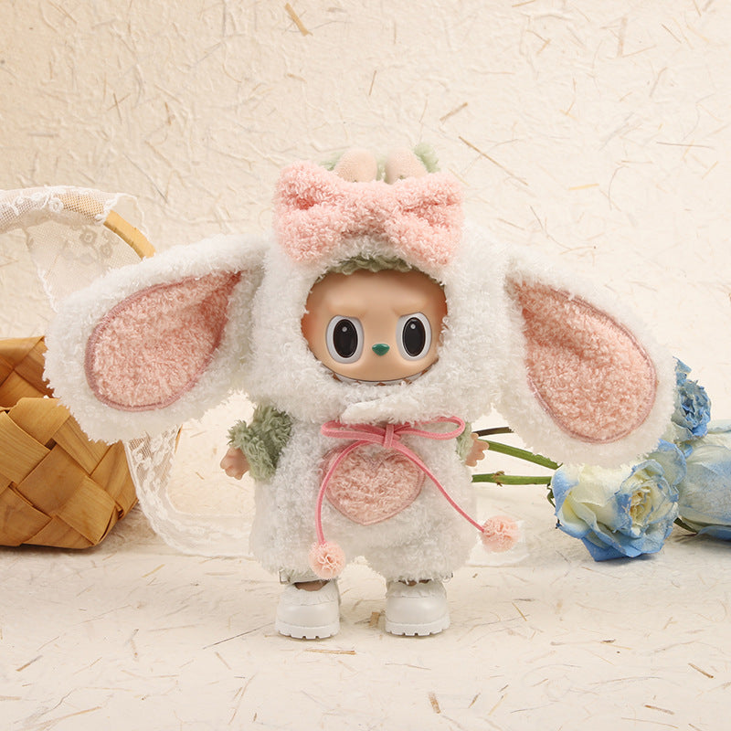 17cm Labubu Gen 1-3 Handmade Cookie Bear Knit Sweater Set | Cream Beanie + Cable-Knit Sweater + Detachable Heart Shoulder Bag | Vinyl/Plush-Compatible Clothes Only for Collectible Dolls