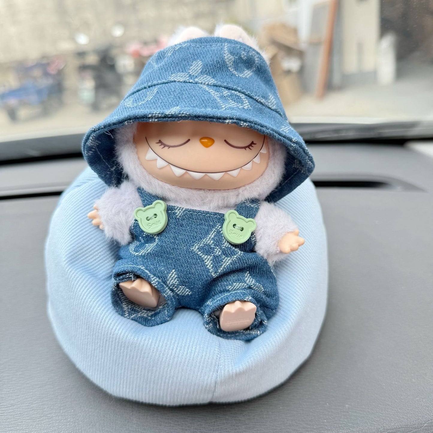 Labubu Series 1/2/3 Clover Overalls Set - Trendy Outfit for Sitting Doll Keychain