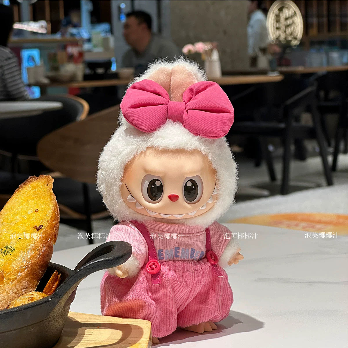 Labubu Crybaby Outfit - Green Dress & Hair Accessories for Vinyl Blind Box Keychain