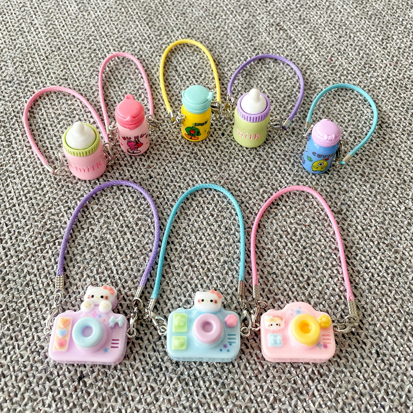Labubu Series 1/2/3 Mini Sling Kettle - Plush Vinyl Doll Accessory for Outfit Prop