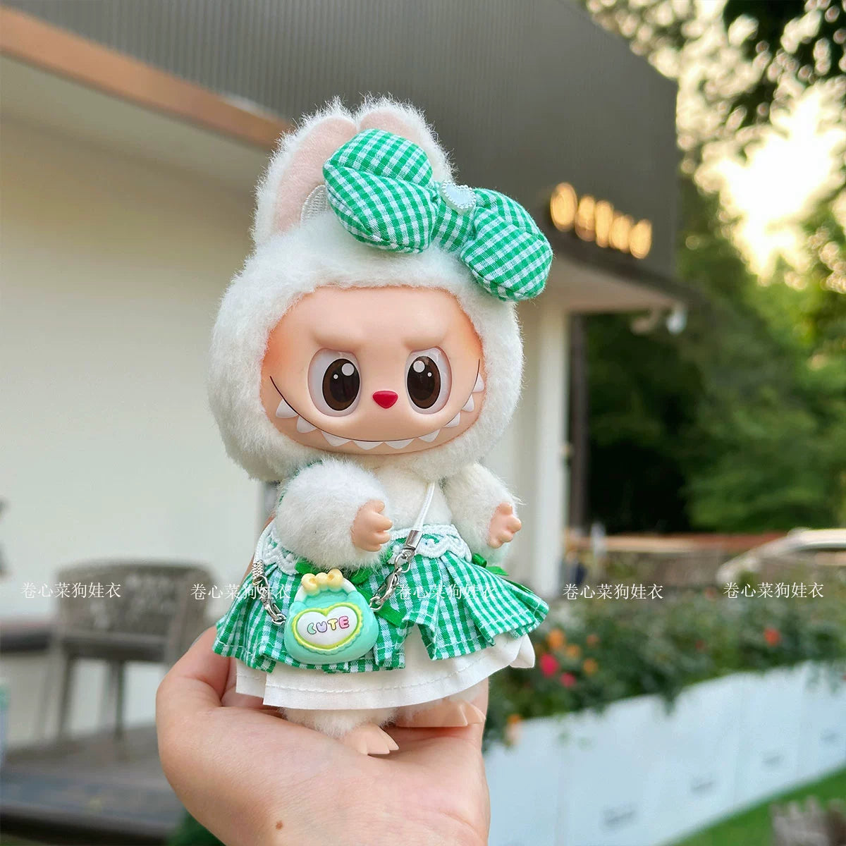 Labubu Sweet Plaid Dress Set - Green Skirt & Bow Outfit for Vinyl Doll Clothes