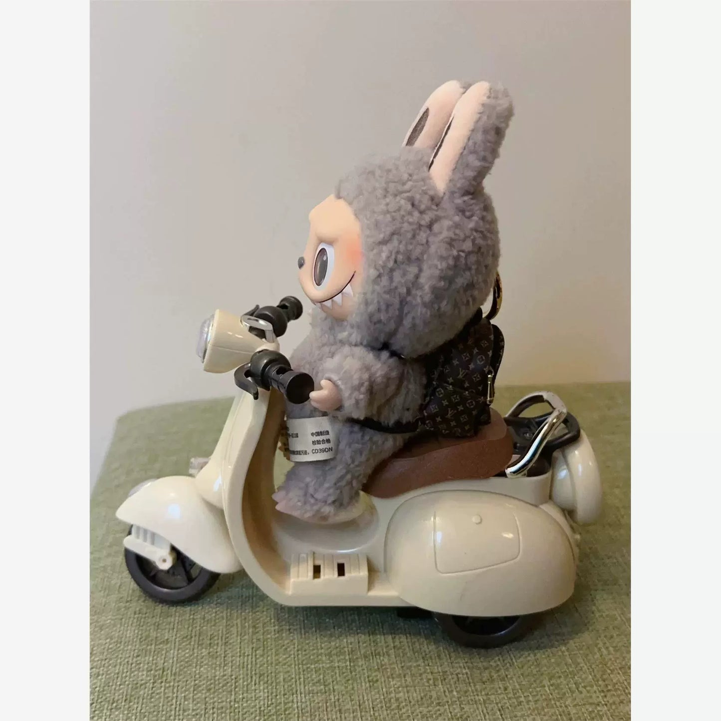 POP MART Labubu Miniature Accessory - Beige Electric Scooter for 17cm Figures (No Battery/Doll Included) | Display Prop