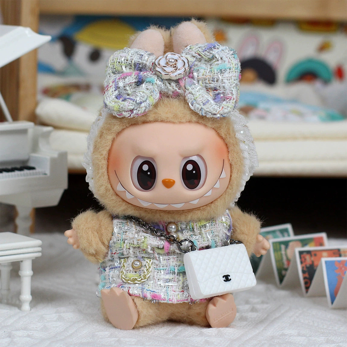 Labubu Sitting Party Outfit - Green Dress & Hair Clip for Blind Box Doll Clothes