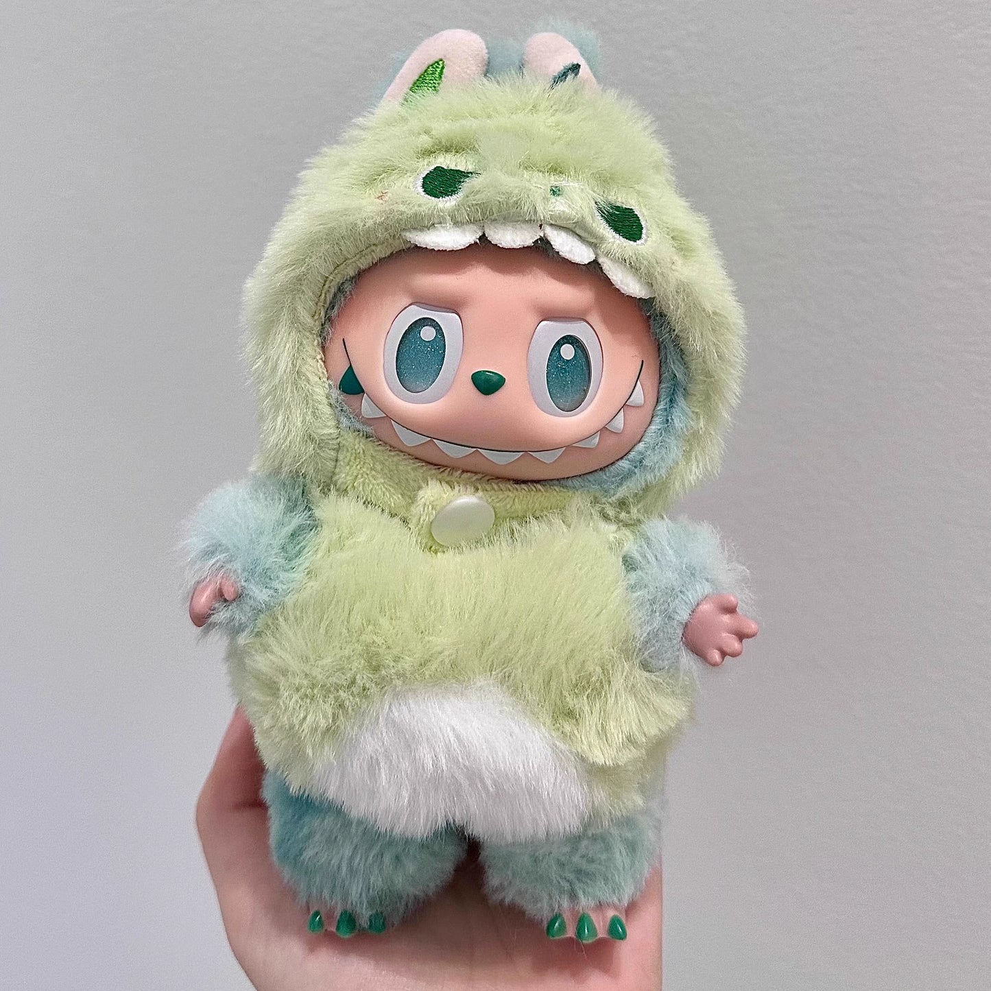 Labubu Generation 3.0 'Big into Energy' Series Green 3D Dinosaur Outfit - Complete Costume for Vinyl Figures, Compatible with 1st/2nd/3rd Gen Dolls