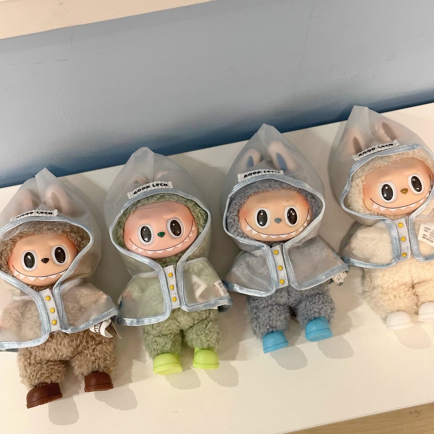 Labubu Raincoat Outfit Set - Waterproof Clothes for Keychain Doll Change (No Boots)
