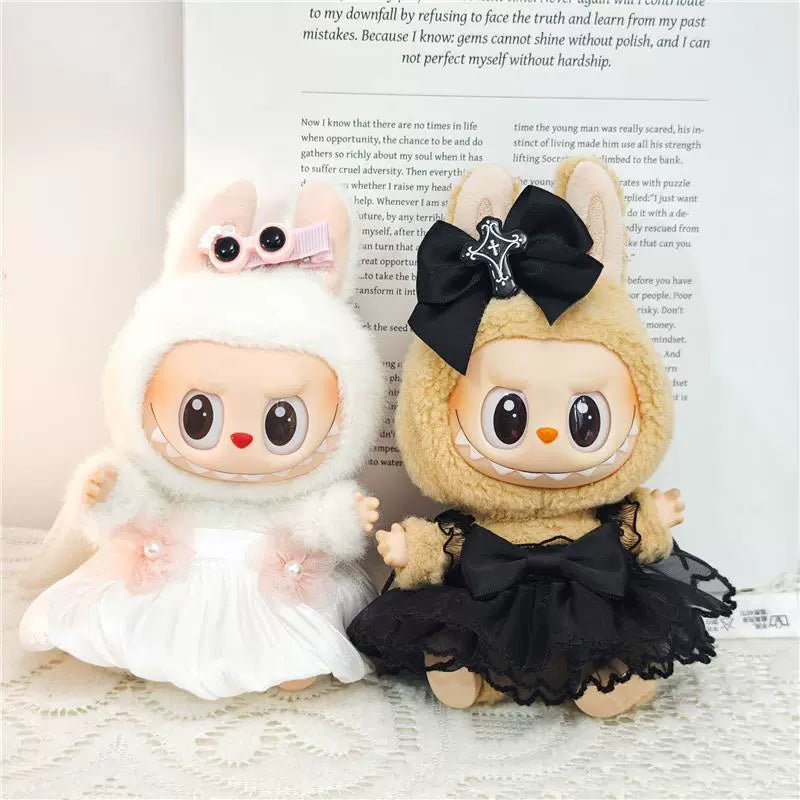 Labubu Sitting Doll Outfit - Devil Bat Wings & Black Chiffon Skirt for Keychain