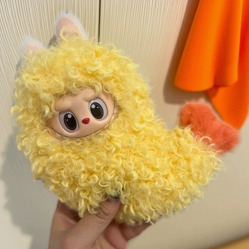 Labubu Doll Clothes for All Generations - Fried Shrimp Tail Sitting Outfit