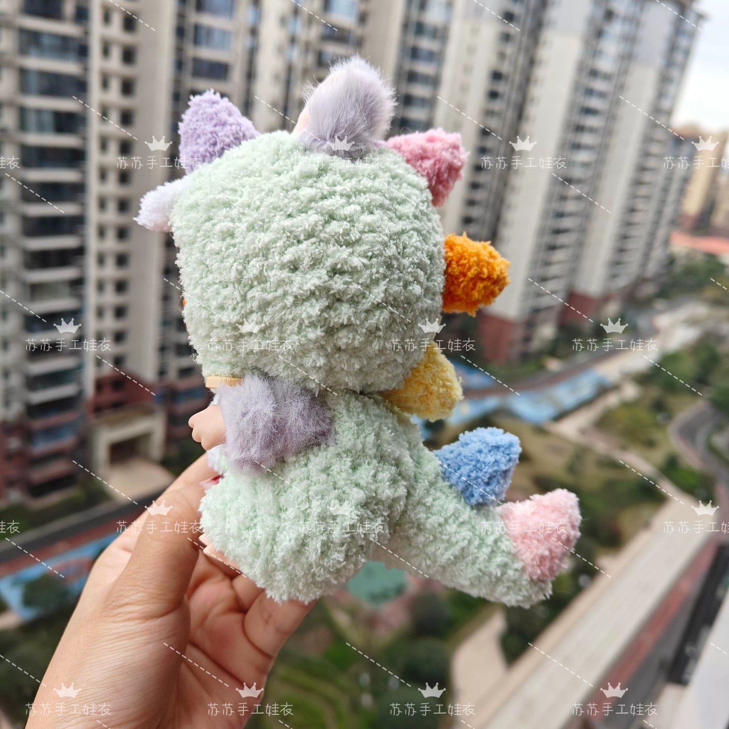 POP MART Labubu Hand-Knitted Dinosaur Outfit - Plush Vinyl Doll Clothes for Blind Box