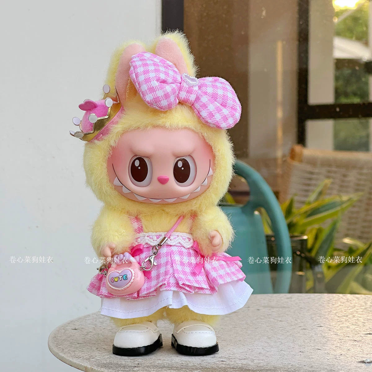 Labubu Sweet Plaid Dress Set - Green Skirt & Bow Outfit for Vinyl Doll Clothes