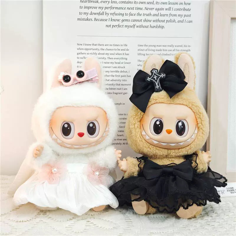 Labubu Sitting Doll Outfit - Devil Bat Wings & Black Chiffon Skirt for Keychain