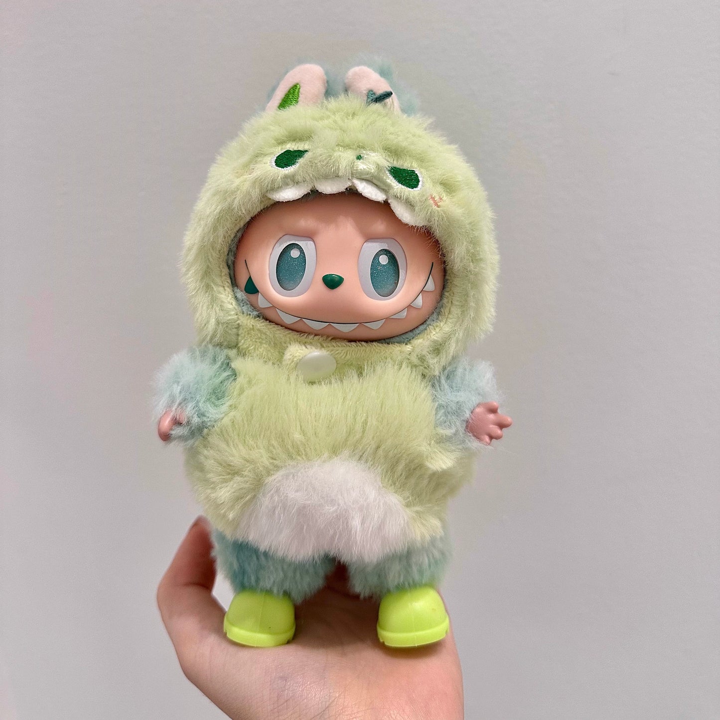 Labubu Generation 3.0 'Big into Energy' Series Green 3D Dinosaur Outfit - Complete Costume for Vinyl Figures, Compatible with 1st/2nd/3rd Gen Dolls