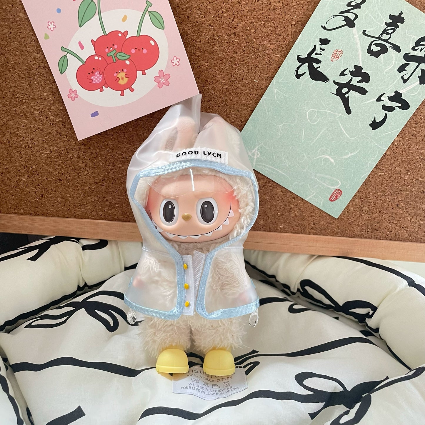 17cm Labubu Transparent Raincoat Outfit | High-Quality PVC Waterproof Hooded Cape | Cute & Playful Doll Clothes for Collectible Figures