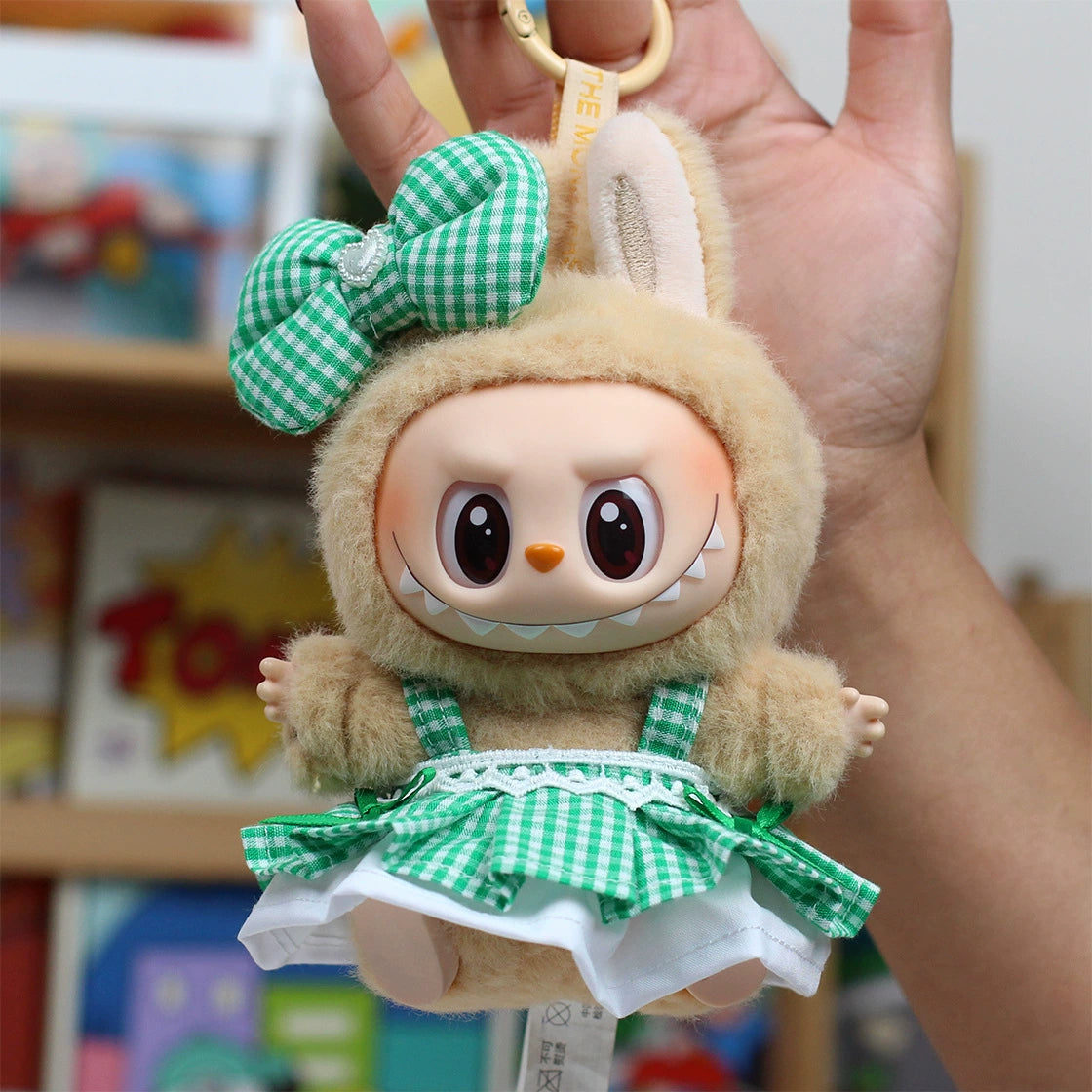 Labubu Sitting Party Outfit - Green Dress & Hair Clip for Blind Box Doll Clothes