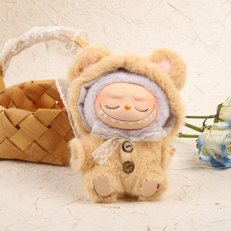 17cm Labubu Gen 1-3 Handmade Cookie Bear Knit Sweater Set | Cream Beanie + Cable-Knit Sweater + Detachable Heart Shoulder Bag | Vinyl/Plush-Compatible Clothes Only for Collectible Dolls