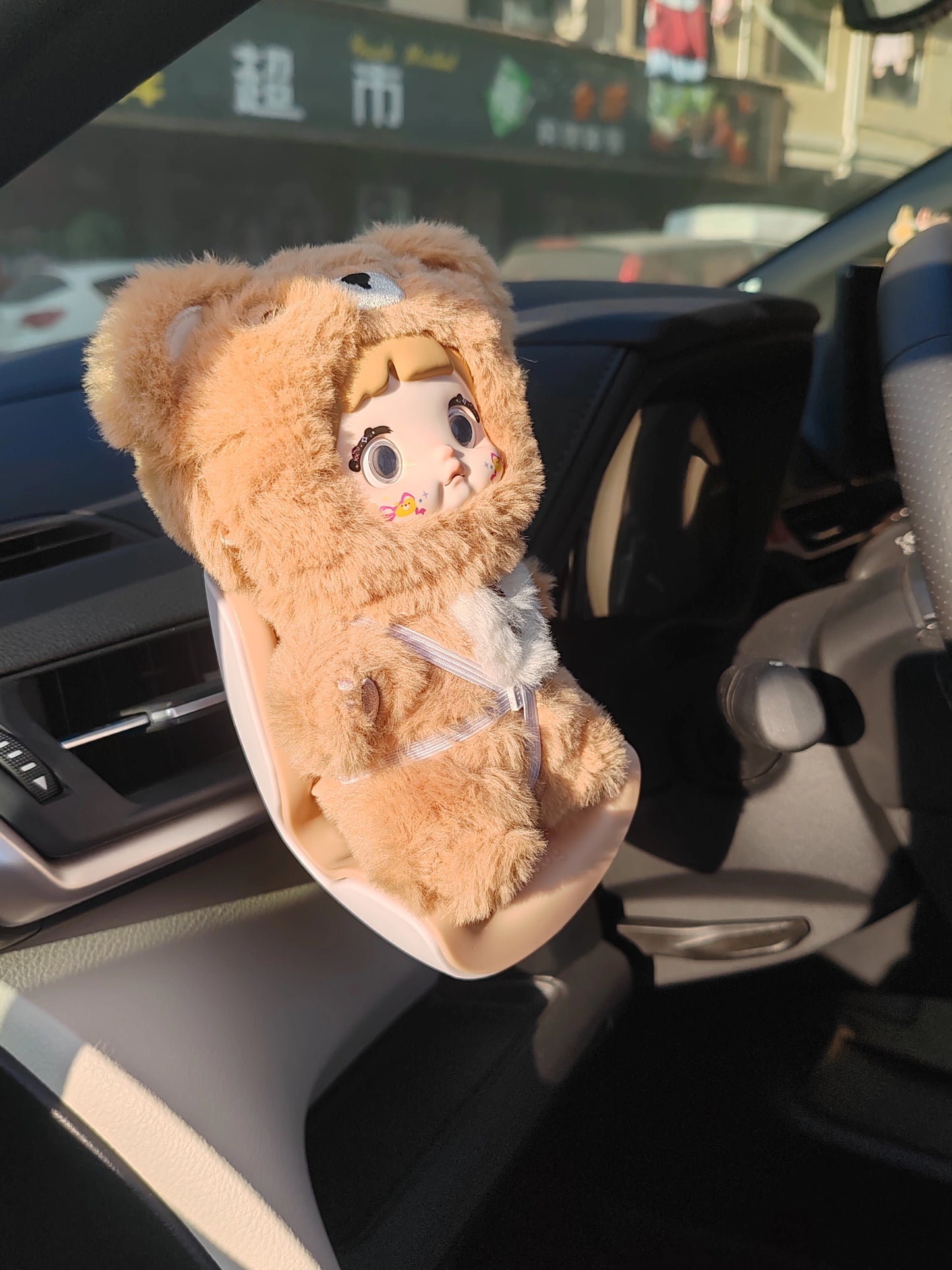 Labubu Vinyl Doll Compatible with Safety Seats | Car-Mounted Figurine, Vehicle Ornament & Car Air Vent Decoration