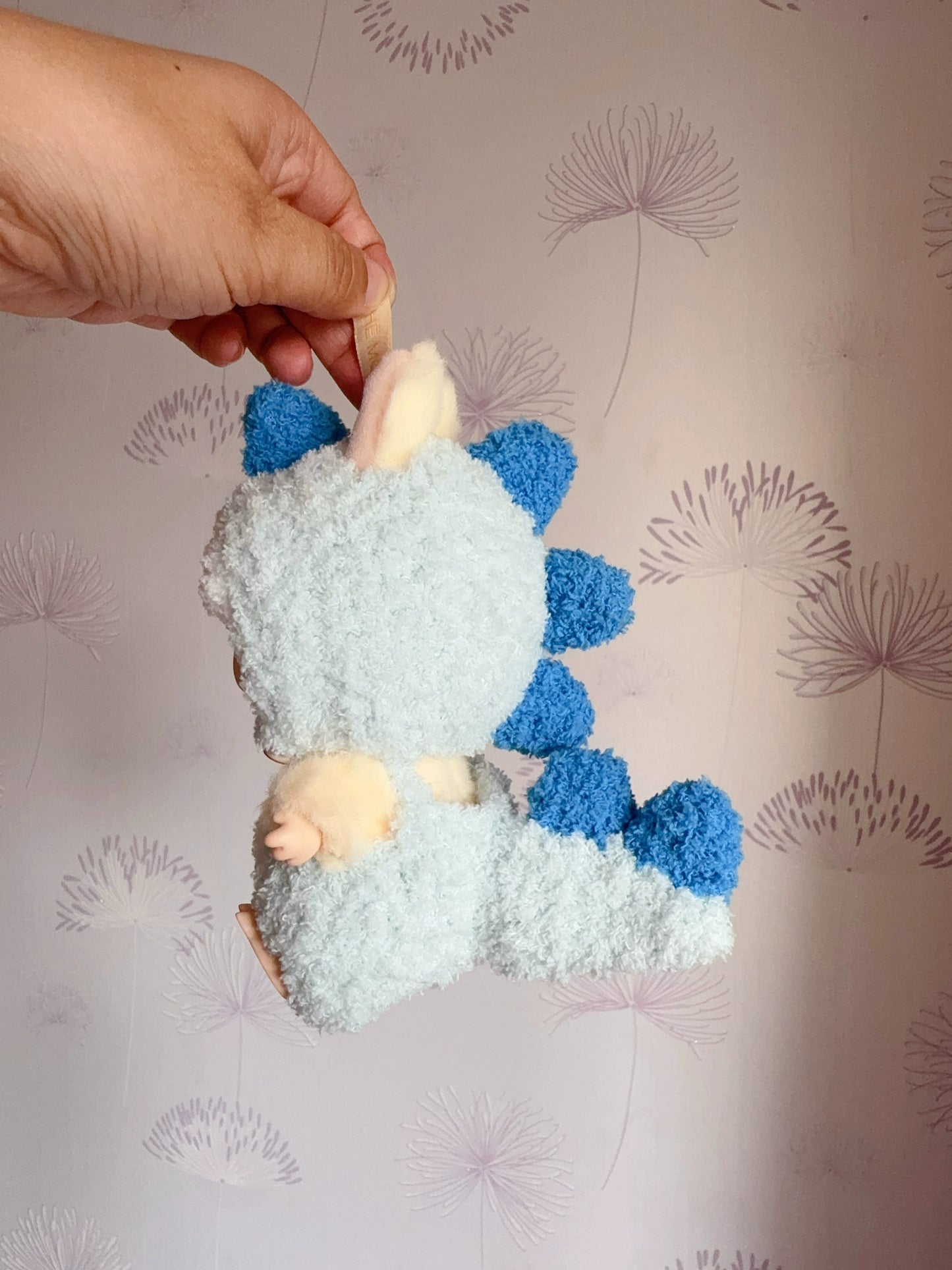 Handmade Dinosaur Outfit for 17cm Labubu Keychain Vinyl Figures - Universal Fit Costume for 1st/2nd/3rd Gen Hanging Dolls